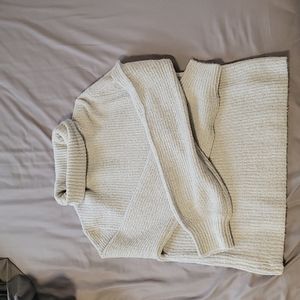Large turtle neck, sooo cozy
